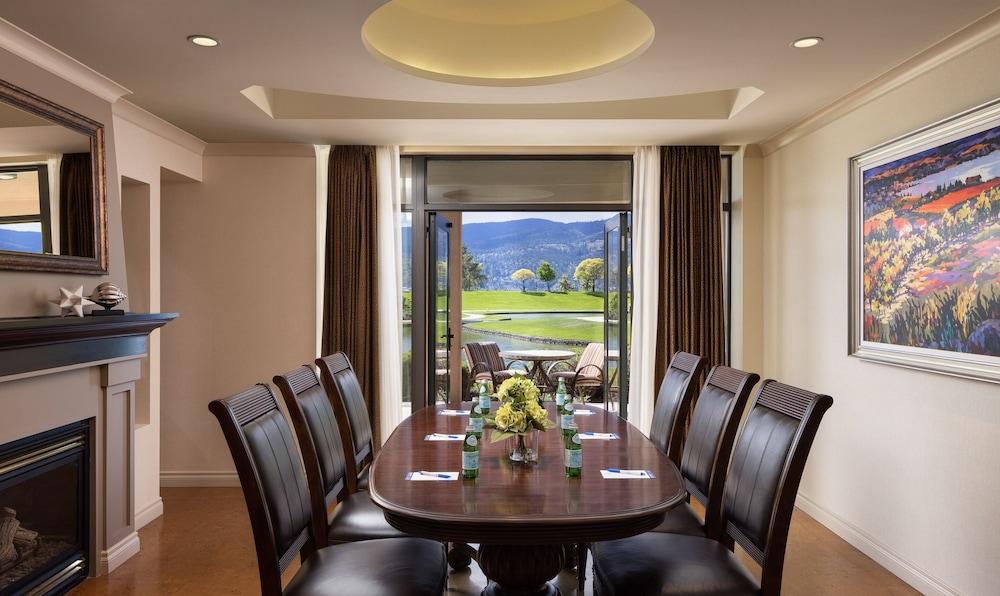 The Royal Kelowna - Bellstar Hotels & Resorts מראה חיצוני תמונה