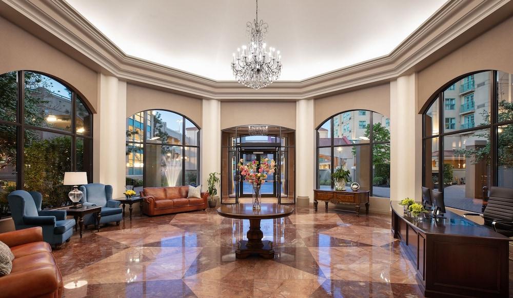 The Royal Kelowna - Bellstar Hotels & Resorts מראה חיצוני תמונה