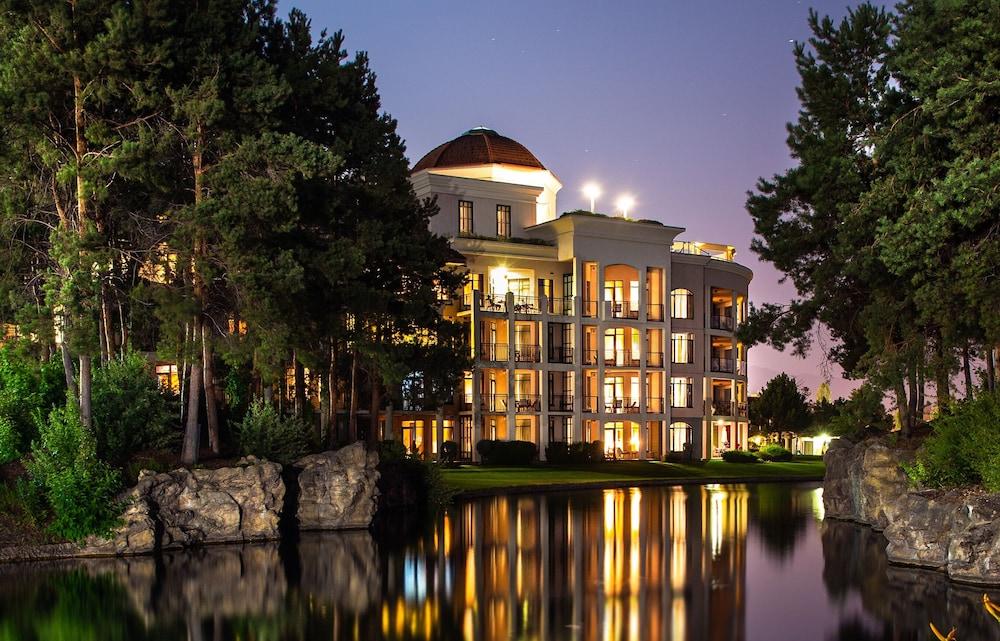 The Royal Kelowna - Bellstar Hotels & Resorts מראה חיצוני תמונה