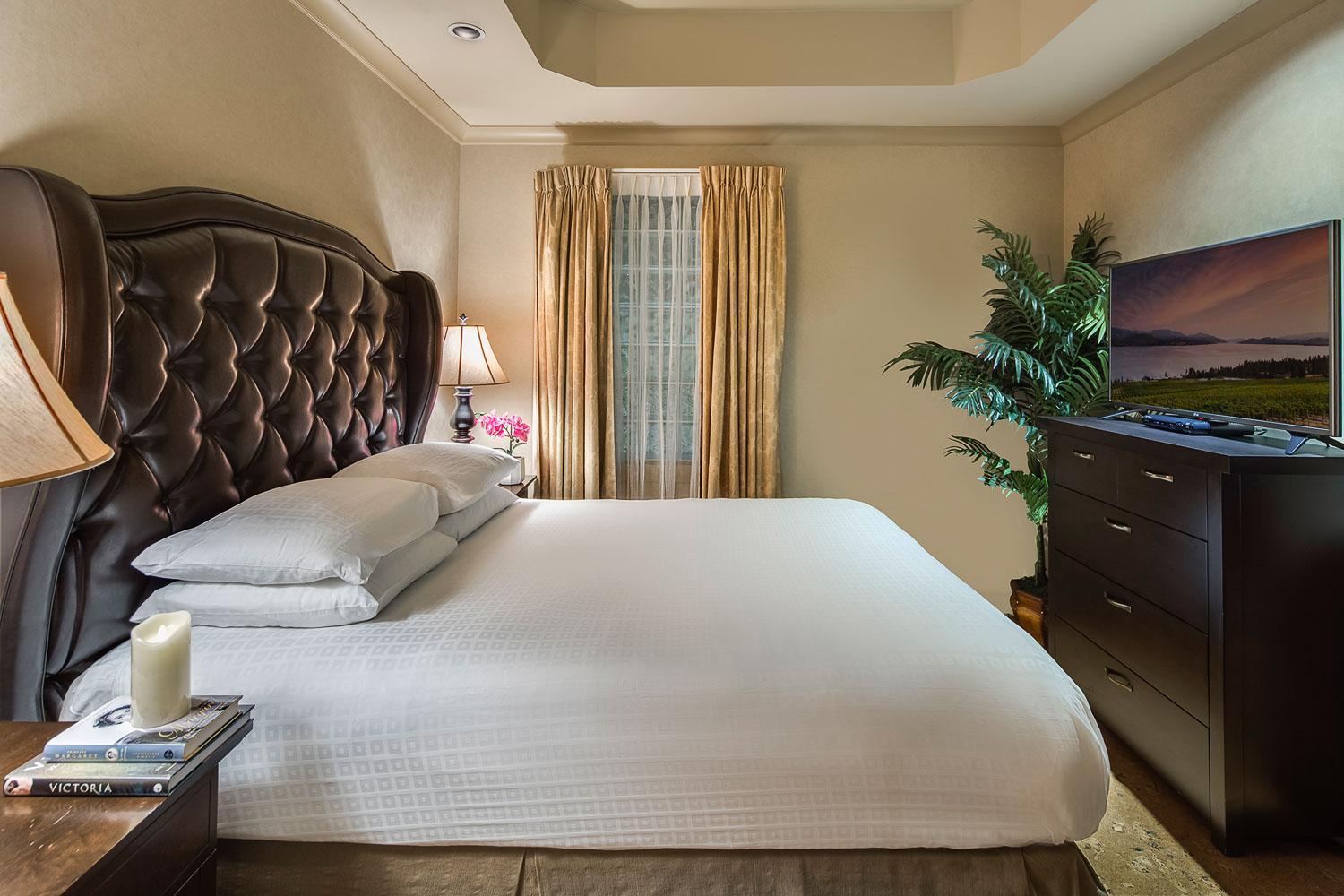 The Royal Kelowna - Bellstar Hotels & Resorts מראה חיצוני תמונה